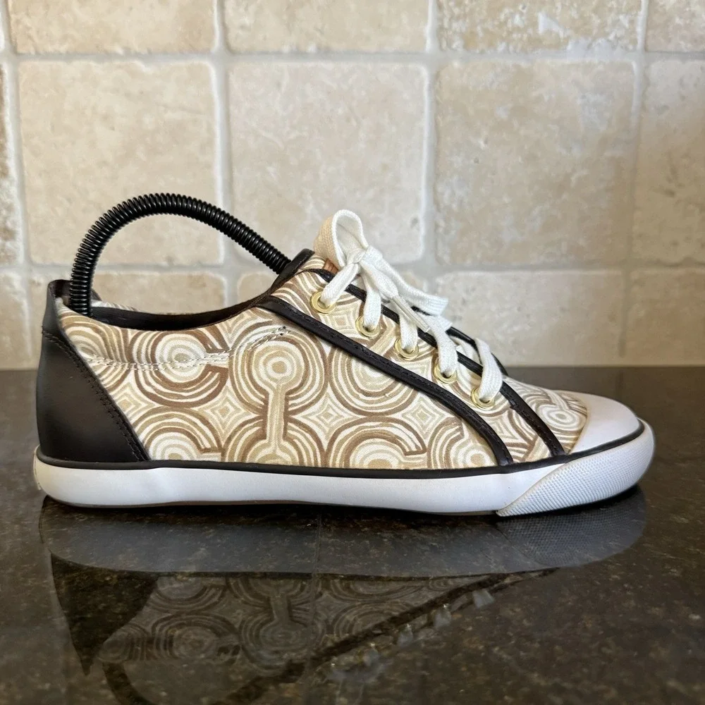 Women's Coach Barrett Laceup Canvas‎ Sneakers/Shoes Size 7.5 B Tan/brown